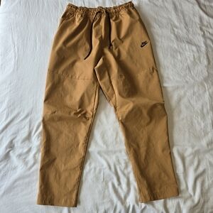 NIKE Spirtwear Lightweight Flax Pants, CU4483-201, Men's XL, Tan
